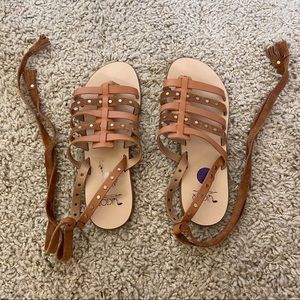 Gladiator inspired brown sandals made in Italy